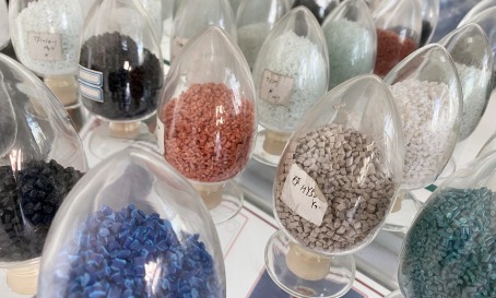 熱塑性增強(qiáng)塑料的收縮率有何特點(diǎn)？淺談熱塑性增強(qiáng)塑料的工藝特性和成型注意事項(xiàng)